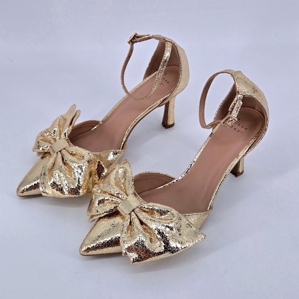 A New Day Gold Metallic Grace Bow Heels Pointed Toe Holiday Party Prom 11